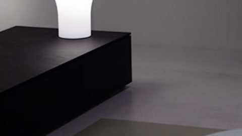 The Molteni Store is lighting up by Oluce