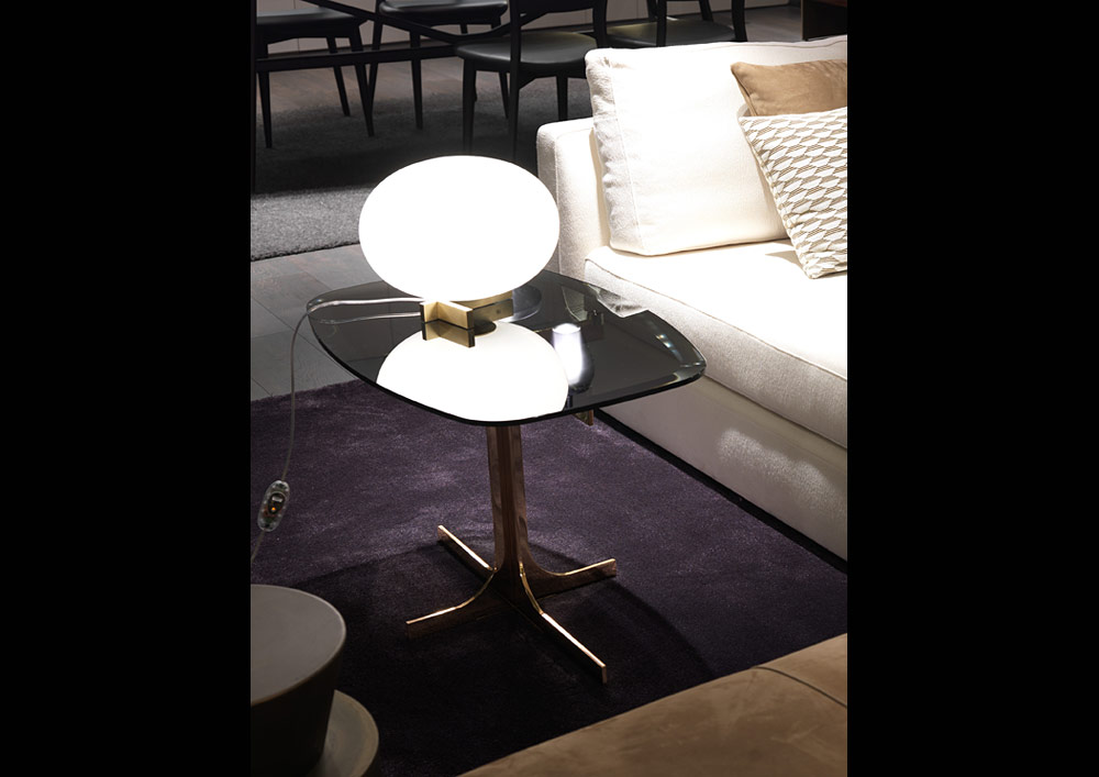 Oluce lamps light up the Salone del Mobile and the Fuorisalone