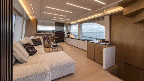 Oluce nel nuovo MCY 70 Vision di Monte Carlo Yachts
